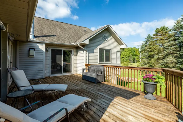 $650,000 | 3738 Cullen Road, Howell, MI 48855