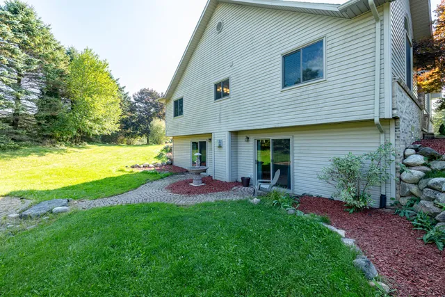 $650,000 | 3738 Cullen Road, Howell, MI 48855