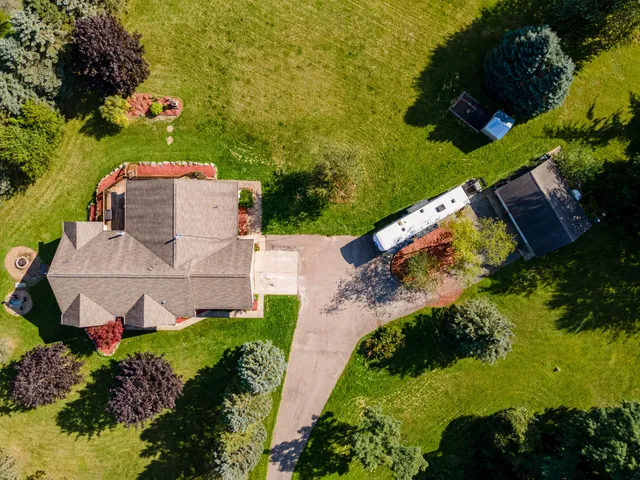 $650,000 | 3738 Cullen Road, Howell, MI 48855