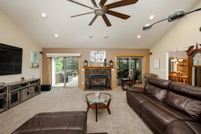 $650,000 | 3738 Cullen Road, Howell, MI 48855