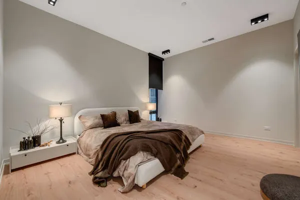 $4,800 | 1257 North Ashland Avenue, Unit 504, Chicago, IL 60622