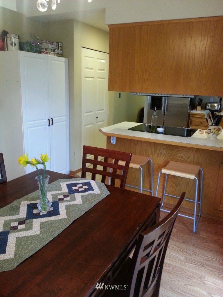 4220 Northeast 2nd Street Renton, WA 98059 - Photo 5 of 13