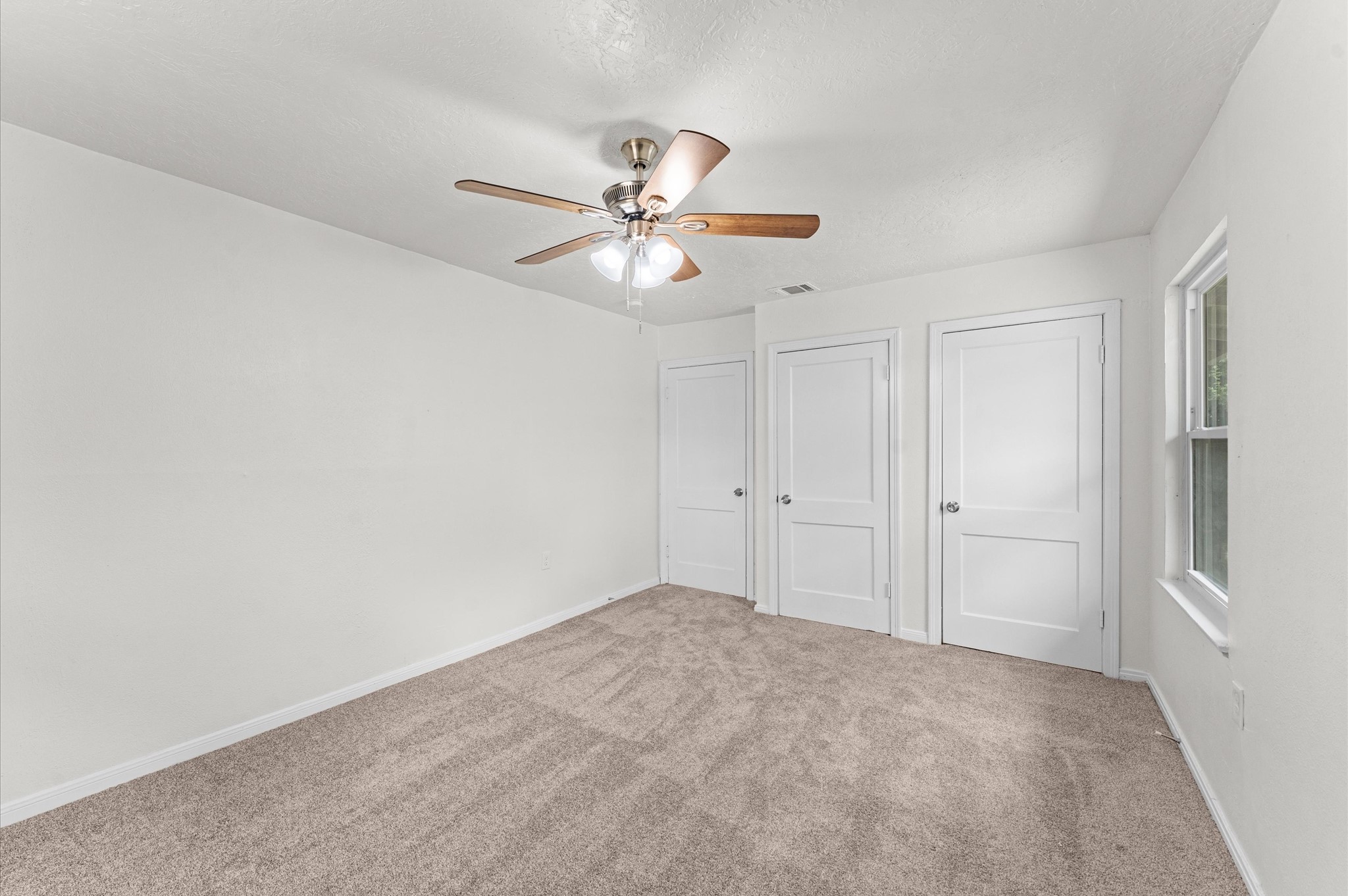 6515 Beekman Road Houston, TX 77021 - Photo 19 of 30 a view of an empty room