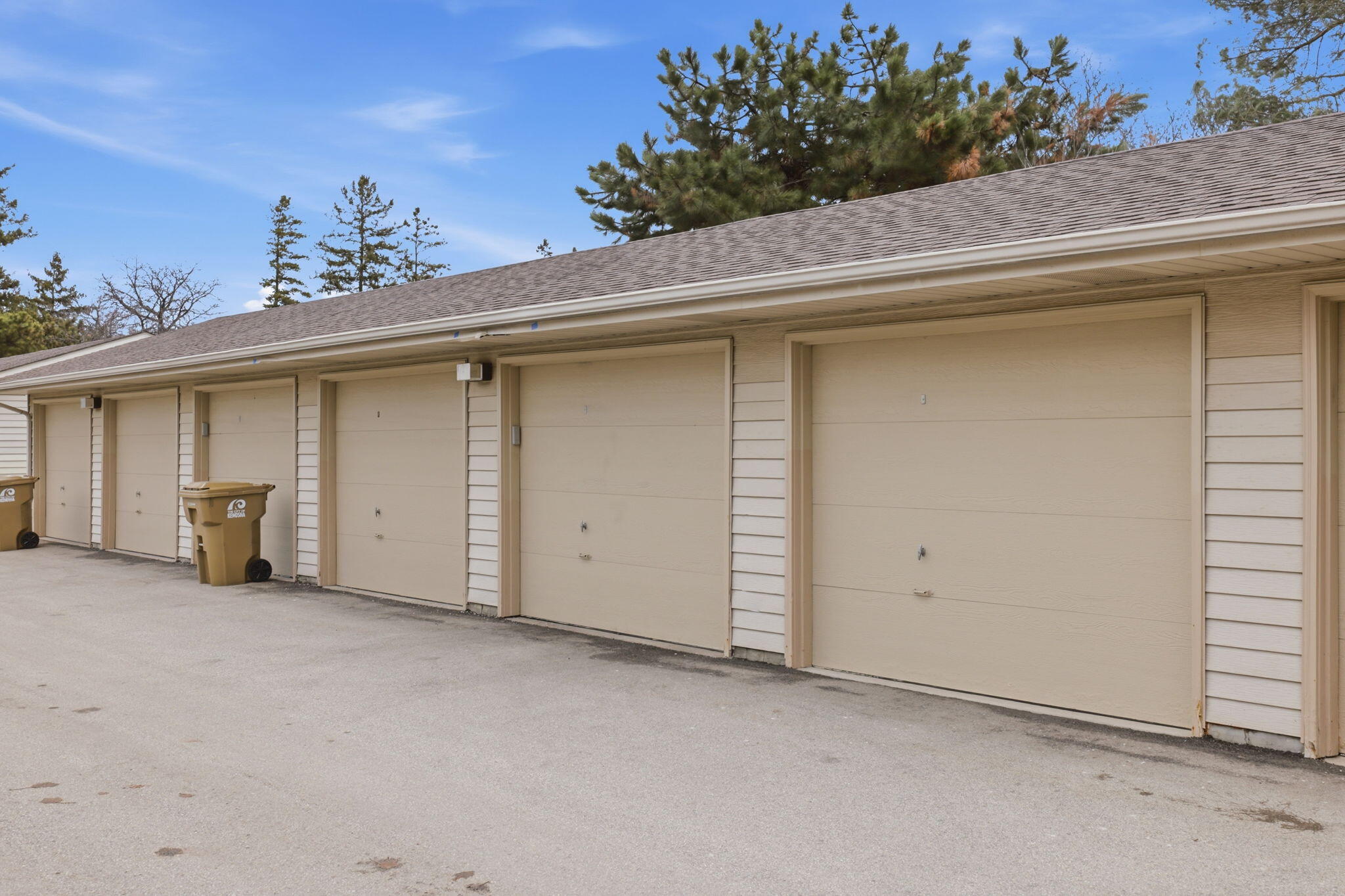 3936 81st Street, Unit 3D Kenosha, WI 53142 - Photo 4 of 18 4-web-or-mls-r5__7036 jacek cwik