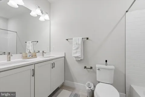 $564,900 | 2160 Northbank Place, Unit 166, Philadelphia, PA 19125