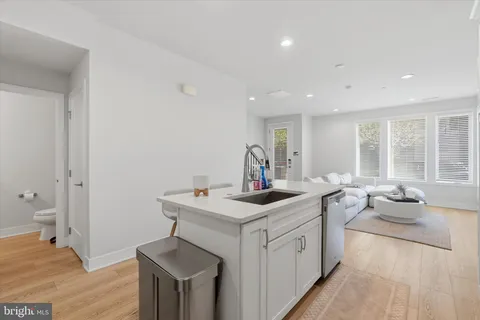 $564,900 | 2160 Northbank Place, Unit 166, Philadelphia, PA 19125