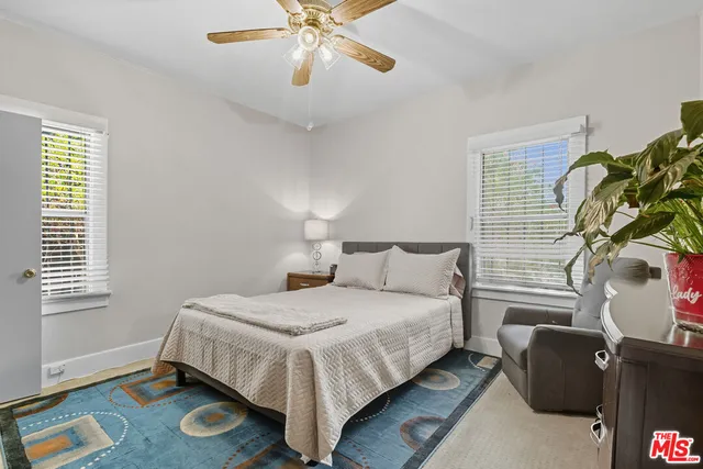 $1,159,888 | 2114 West 28th Street, Los Angeles, CA 90018