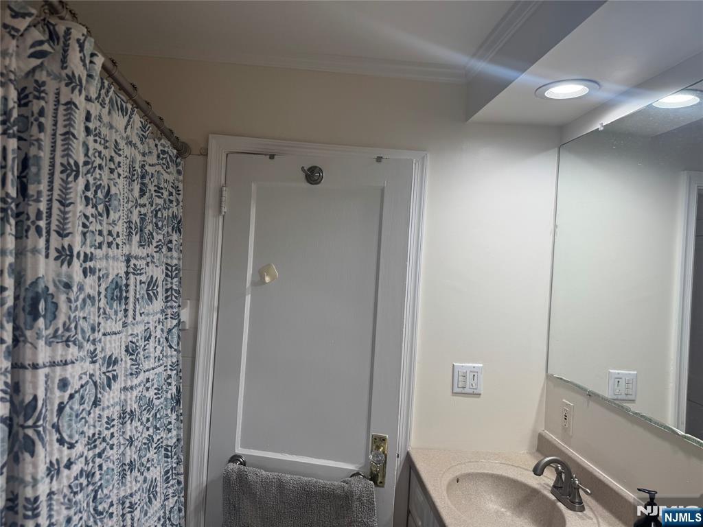 11 Ayer Place Rutherford, NJ 07070 - Photo 15 of 24