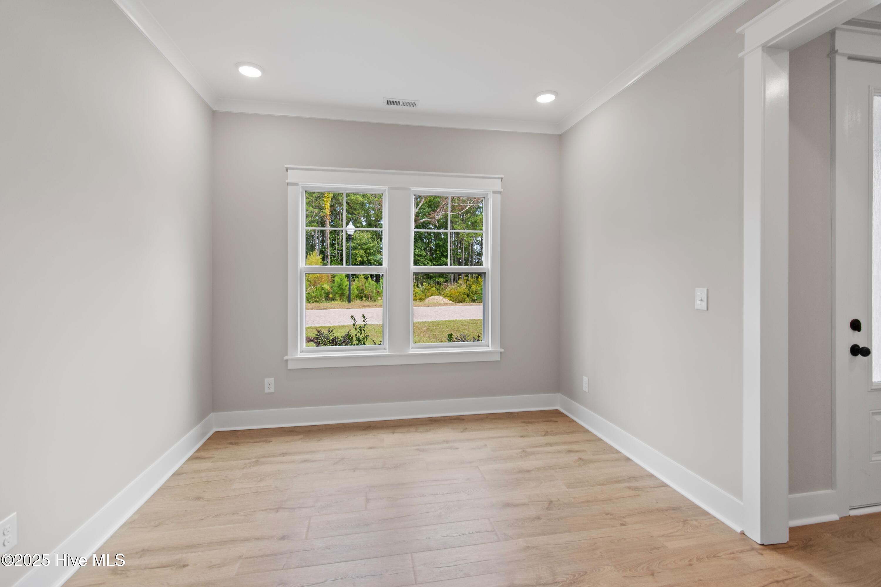 1644 Back Bay Drive Southwest, Unit L47 Shallotte, NC 28470 - Photo 23 of 53 Dining Room
