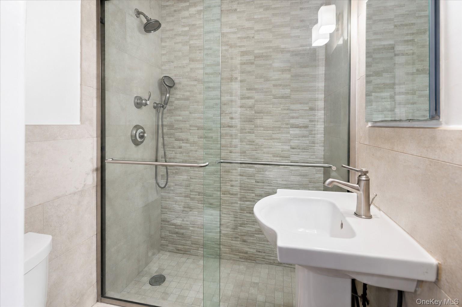 472 Union Valley Road Mahopac, NY 10541 - Photo 12 of 27 First Floor Full Bath