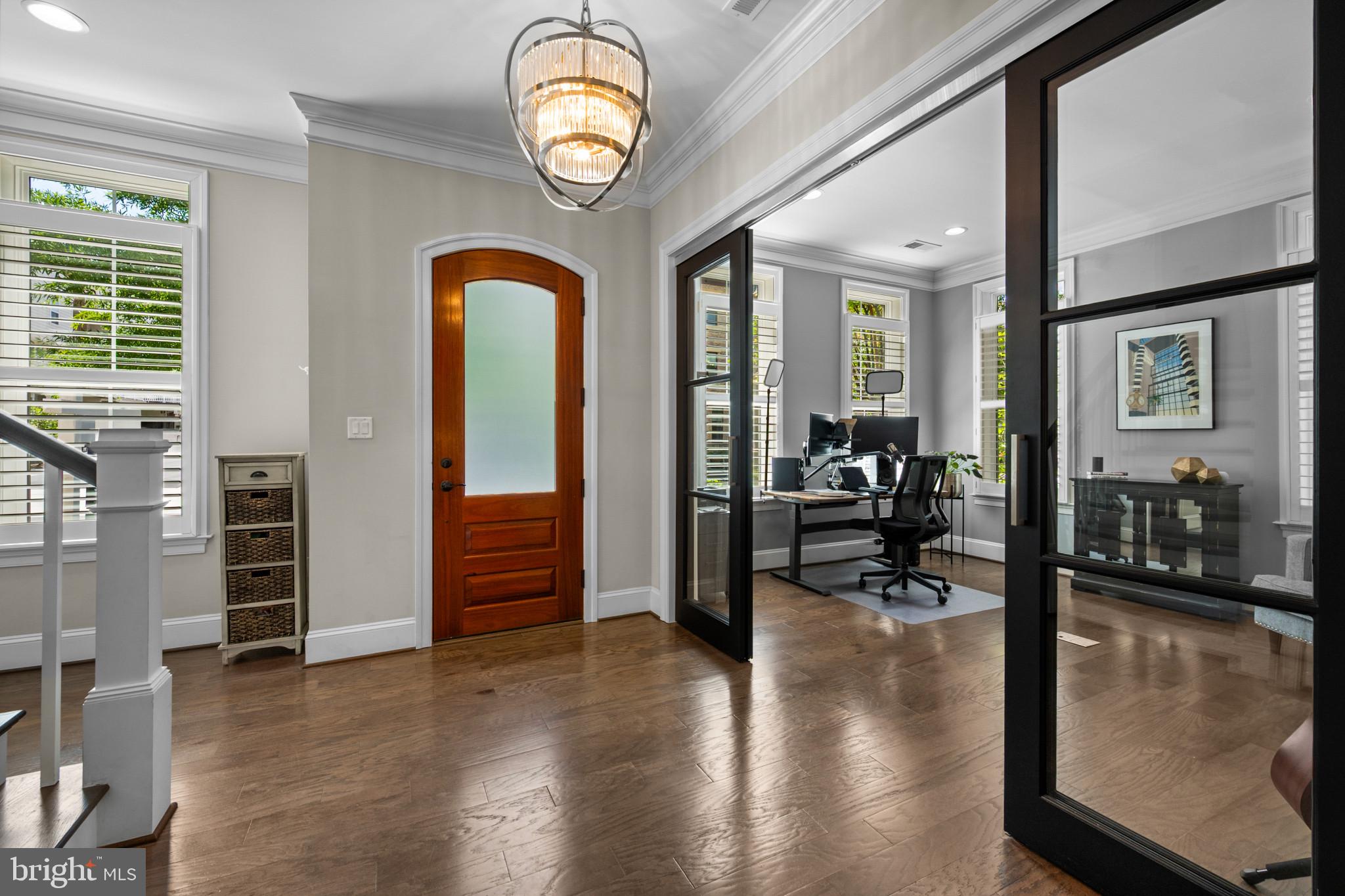 311 Strummer Lane Gaithersburg, MD 20878 - Photo 4 of 72 Foyer