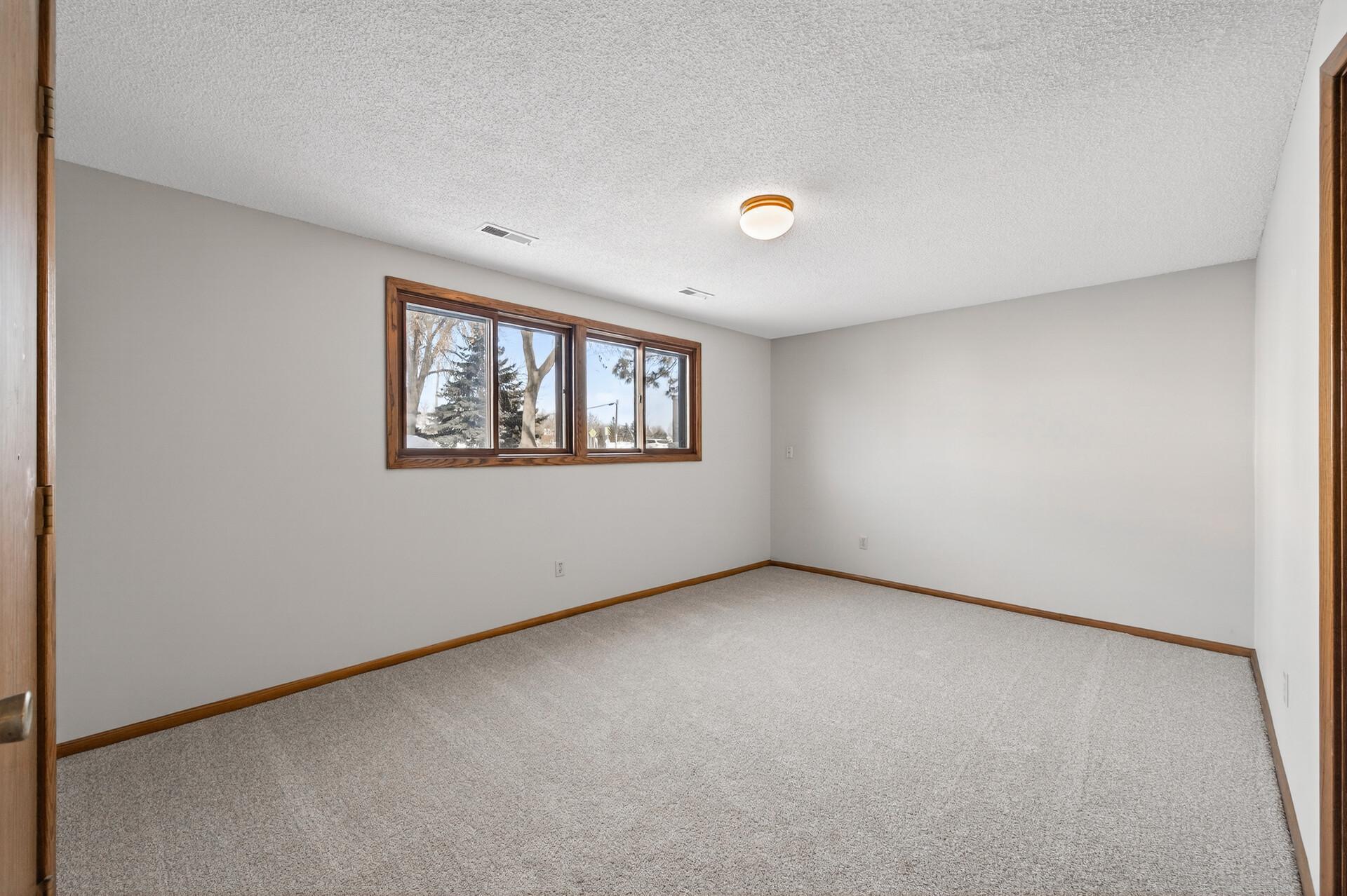 8562 South Maplebrook Circle Brooklyn Park, MN 55445 - Photo 21 of 39