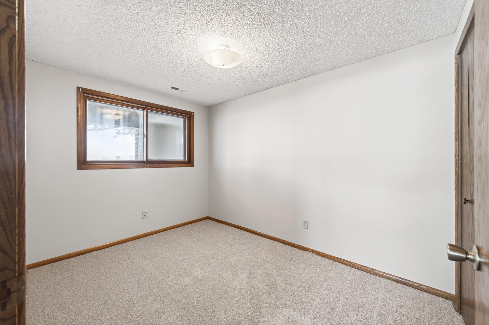 8562 South Maplebrook Circle Brooklyn Park, MN 55445 - Photo 23 of 39