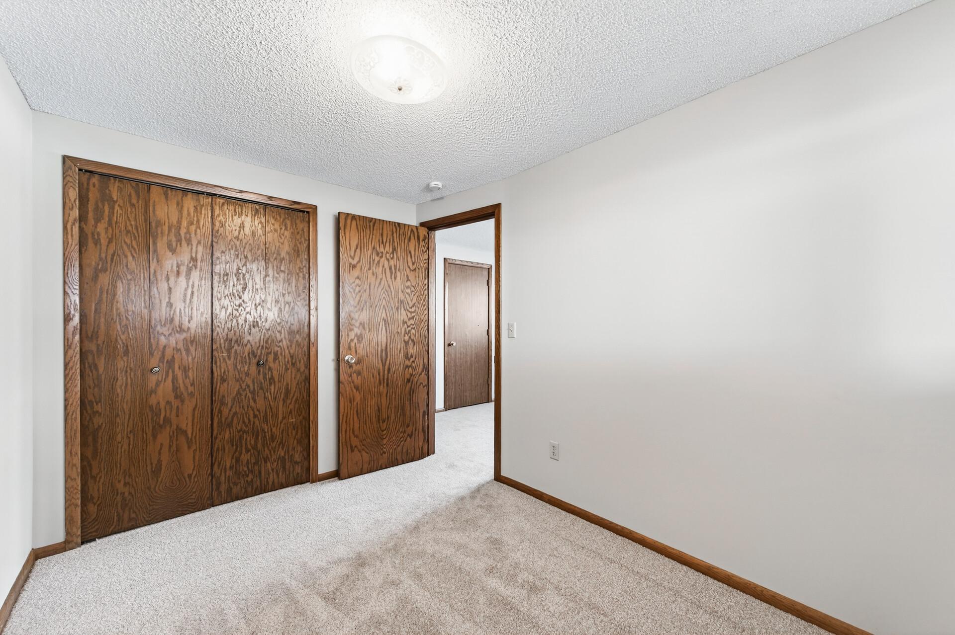 8562 South Maplebrook Circle Brooklyn Park, MN 55445 - Photo 24 of 39