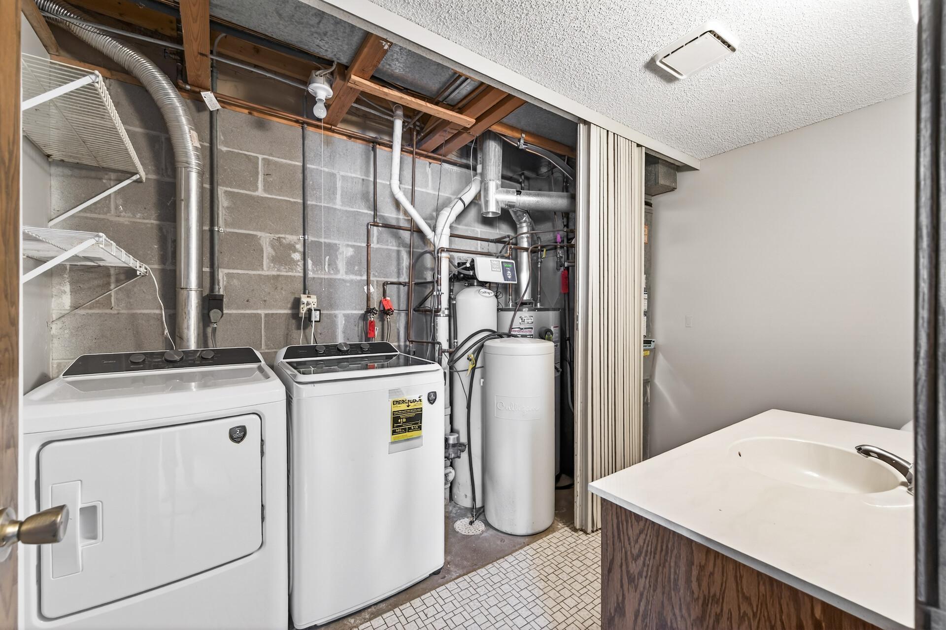 8562 South Maplebrook Circle Brooklyn Park, MN 55445 - Photo 26 of 39