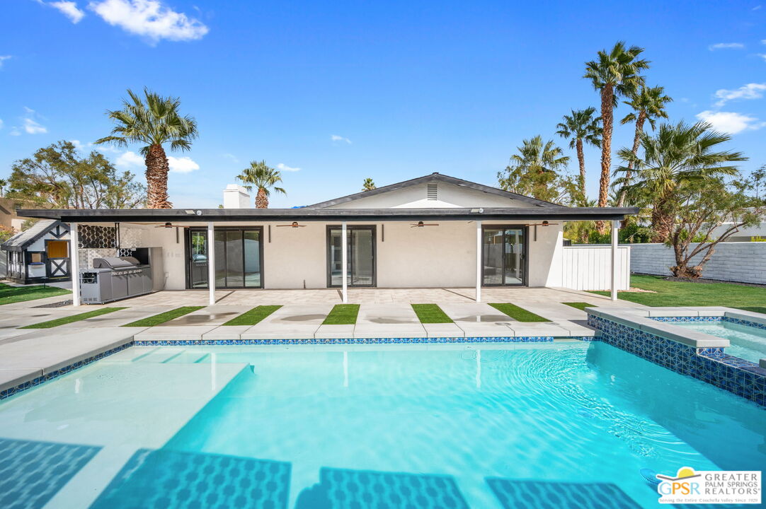 2435 Wayne Road Palm Springs, CA 92262 - Photo 23 of 34