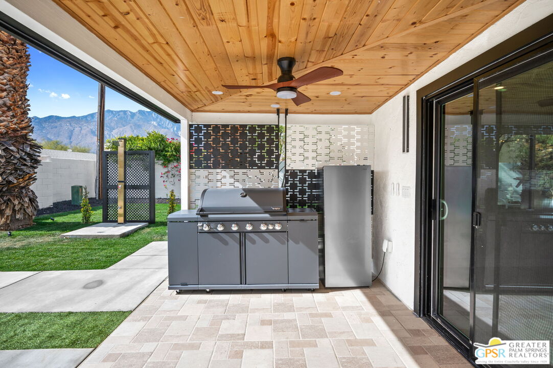 2435 Wayne Road Palm Springs, CA 92262 - Photo 27 of 34