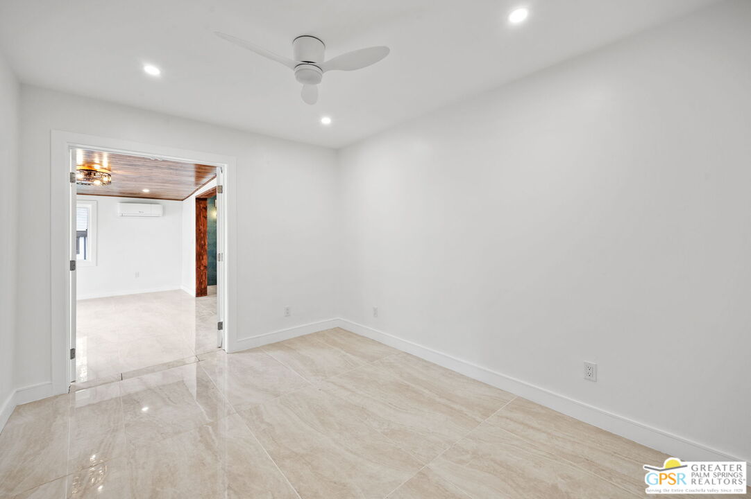 2435 Wayne Road Palm Springs, CA 92262 - Photo 9 of 34