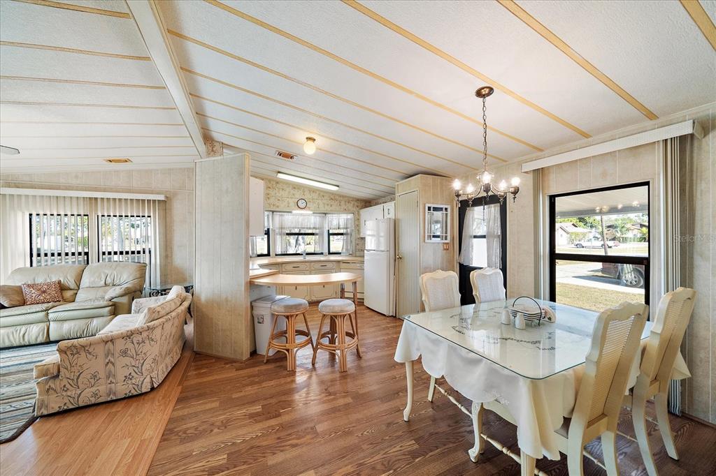 4 Tennessee Street Palmetto, FL 34221 - Photo 3 of 25