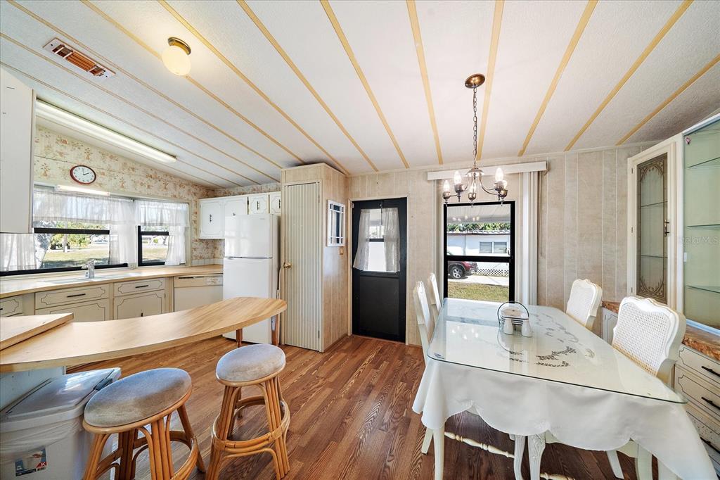 4 Tennessee Street Palmetto, FL 34221 - Photo 4 of 25