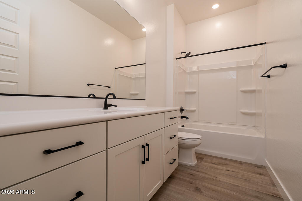 1292 East Plum Street Gilbert, AZ 85298 - Photo 12 of 19 Tri Pointe Waterston Central 417 - Bathr