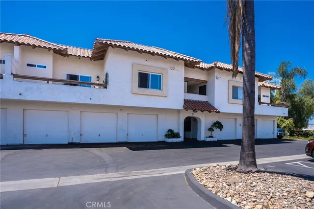 a house view with a outdoor space