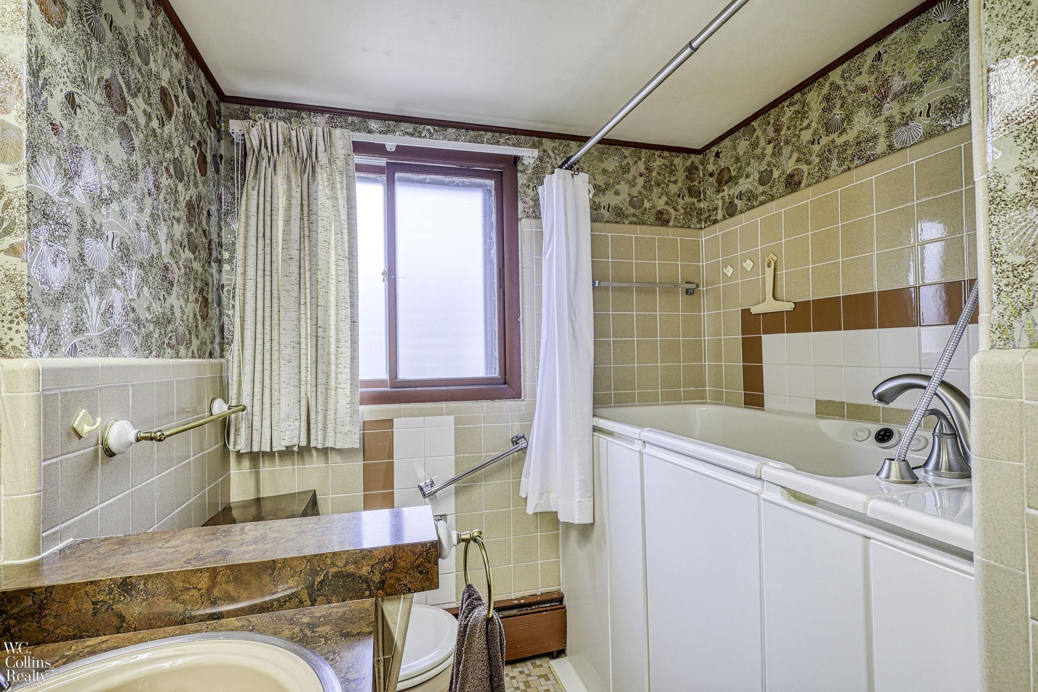 11375 Racine Road Warren, MI 48093 - Photo 23 of 34 50148683-89d751f6-c84d-4aac-a23f-900885a7f1e7.JPG