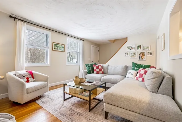 $699,900 | 7 Baben Road, Hudson, MA 01749