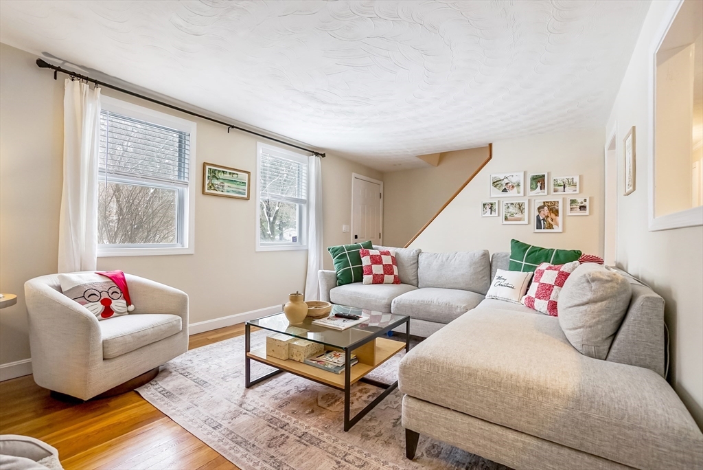 7 Baben Road Hudson, MA 01749 - Photo 4 of 28