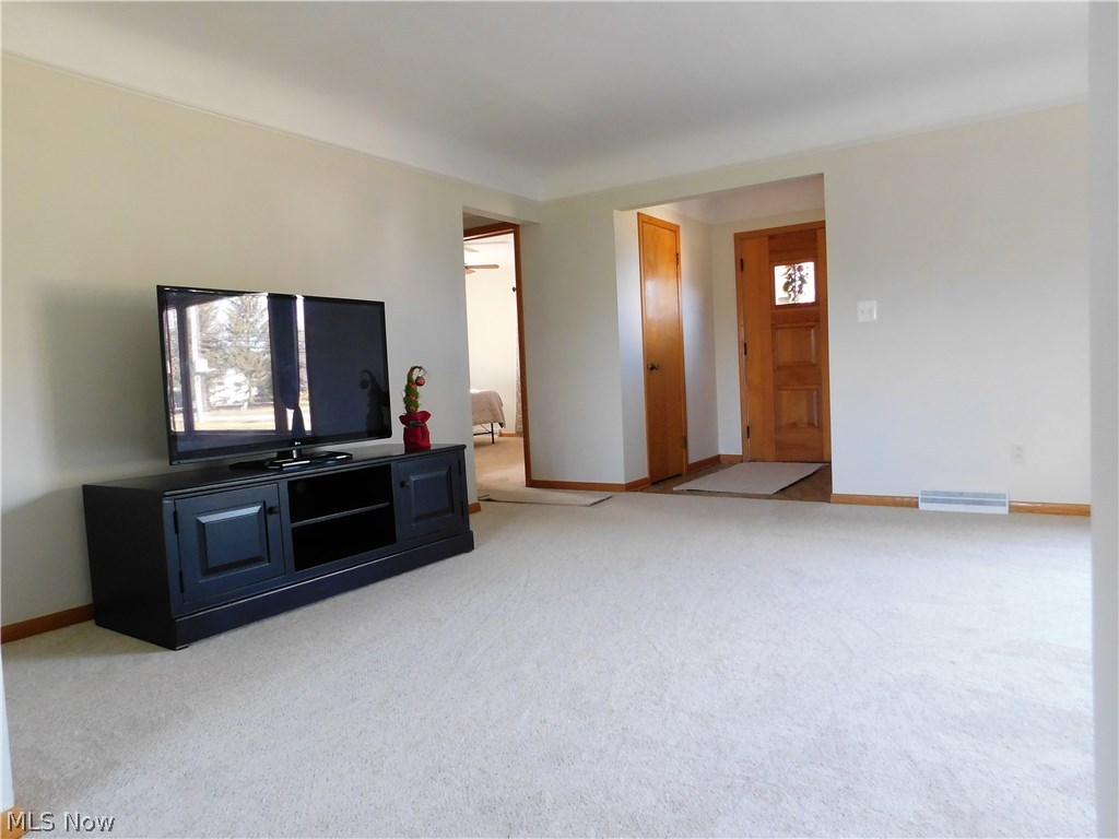 523 Miner Road Highland Heights, OH 44143 - Photo 12 of 22