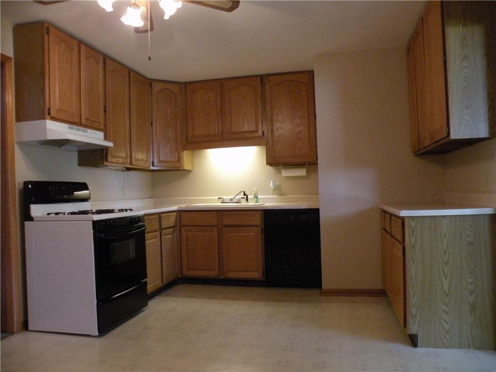 5221 Hickory Road Indianapolis, IN 46239 - Photo 12 of 46 Gallery Image 12