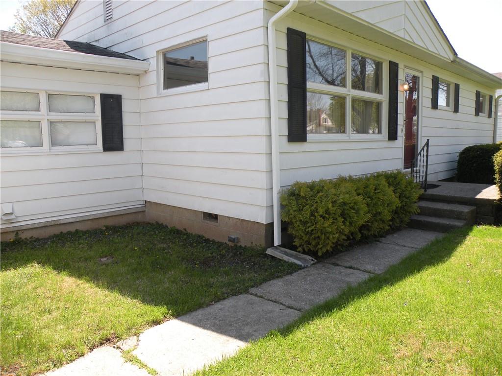 5221 Hickory Road Indianapolis, IN 46239 - Photo 3 of 46 Gallery Image 3