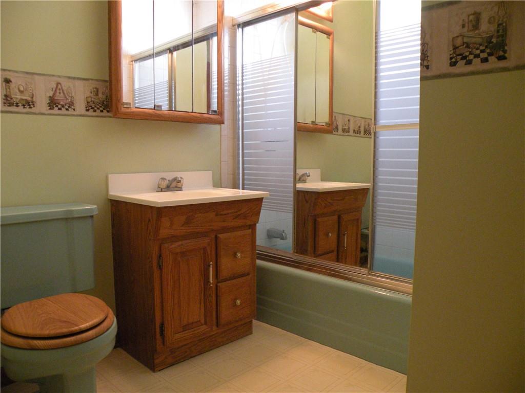 5221 Hickory Road Indianapolis, IN 46239 - Photo 23 of 46 Gallery Image 23