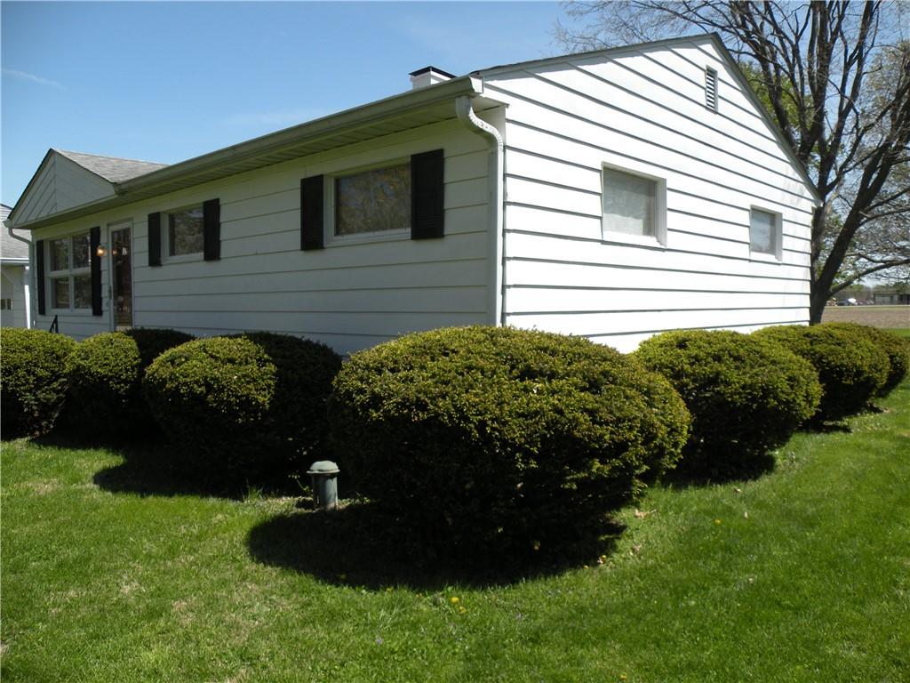 5221 Hickory Road Indianapolis, IN 46239 - Photo 4 of 46 Gallery Image 4