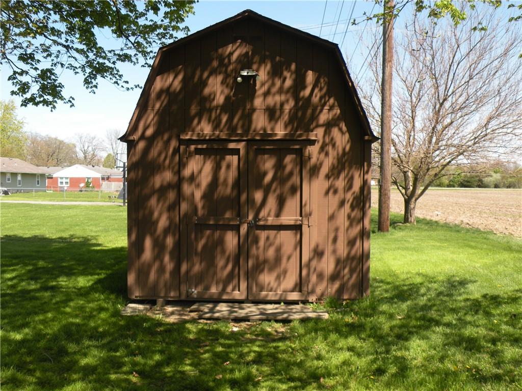 5221 Hickory Road Indianapolis, IN 46239 - Photo 39 of 46 Gallery Image 39