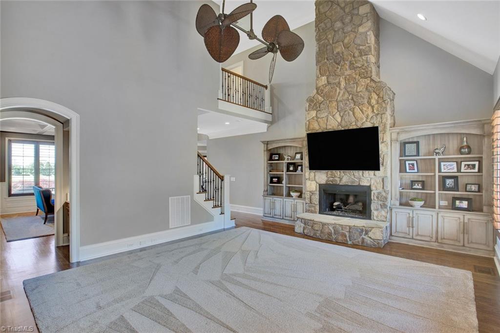 7404 Hadleigh Court Oak Ridge, NC 27310 - Photo 11 of 34