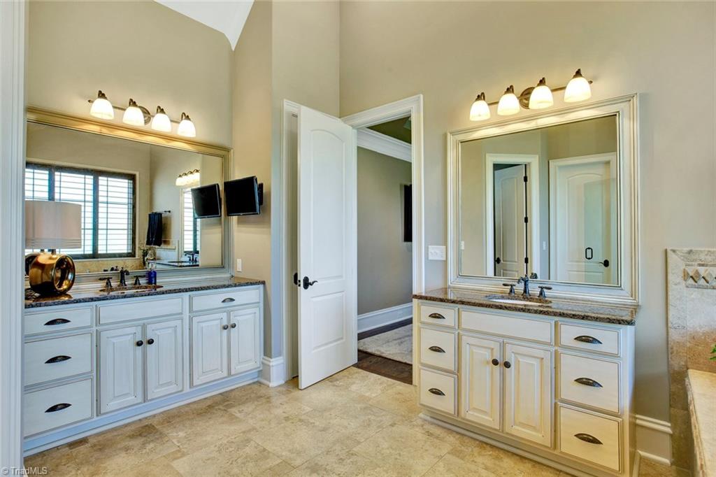 7404 Hadleigh Court Oak Ridge, NC 27310 - Photo 21 of 34