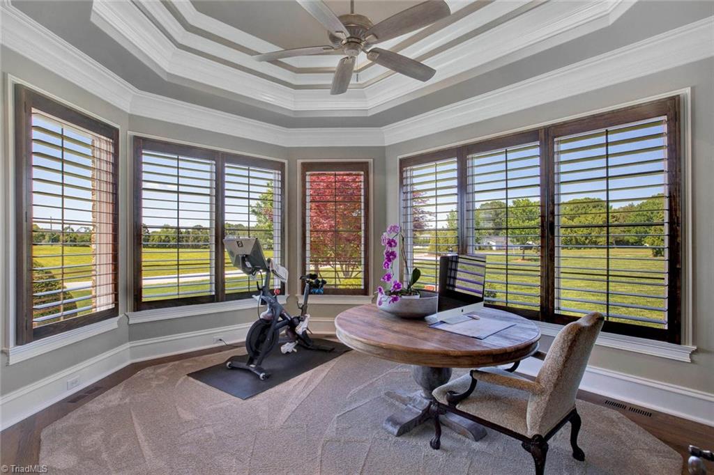 7404 Hadleigh Court Oak Ridge, NC 27310 - Photo 8 of 34