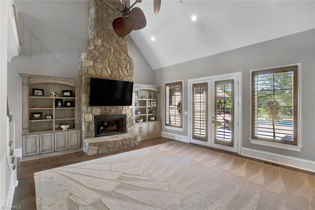 7404 Hadleigh Court Oak Ridge, NC 27310 - Photo 10 of 34