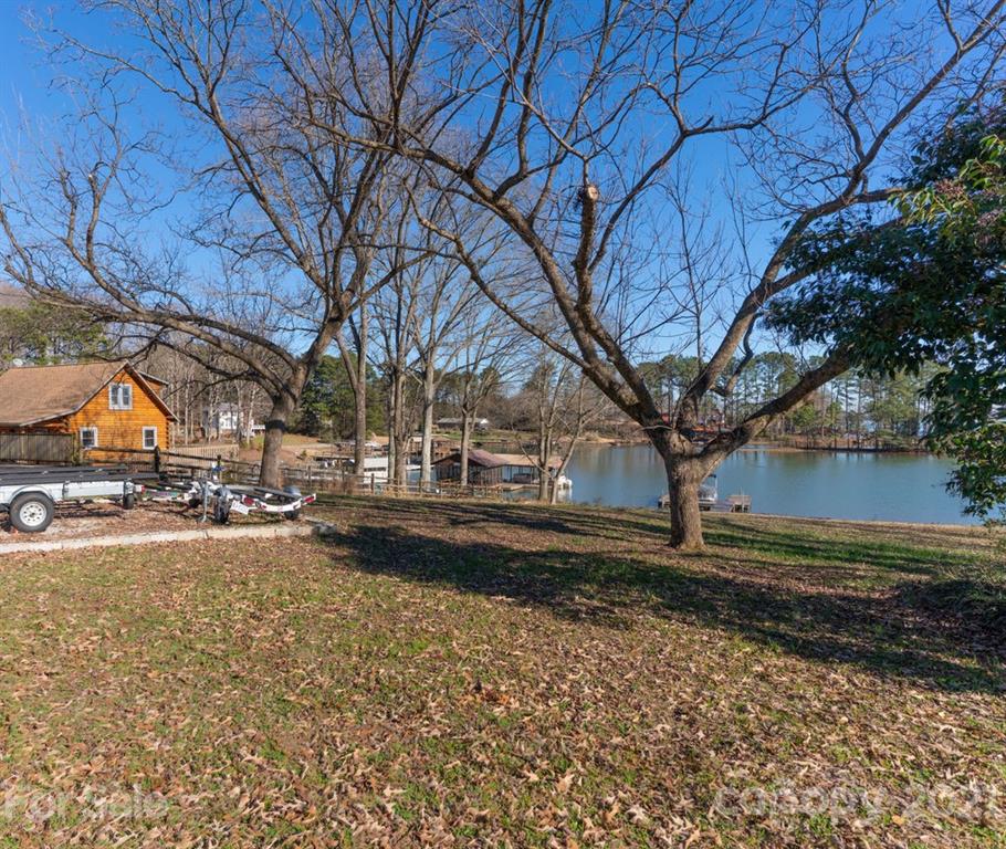 13-16 Normandy Road Denver, NC 28037 - Photo 9 of 47 Gallery Image 9