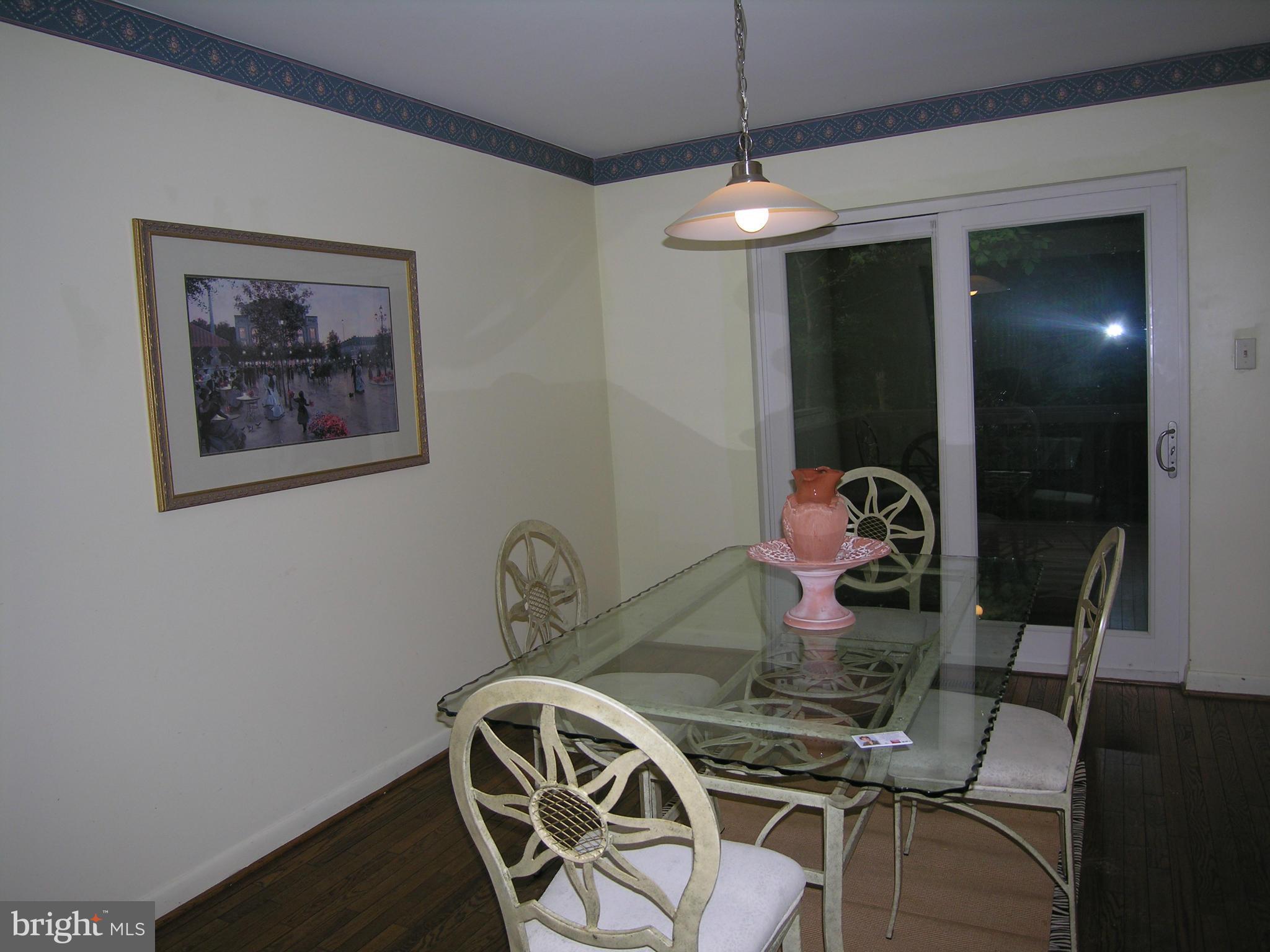 2004 Golf Course Drive Reston, VA 20191 - Photo 4 of 7 Dining Room