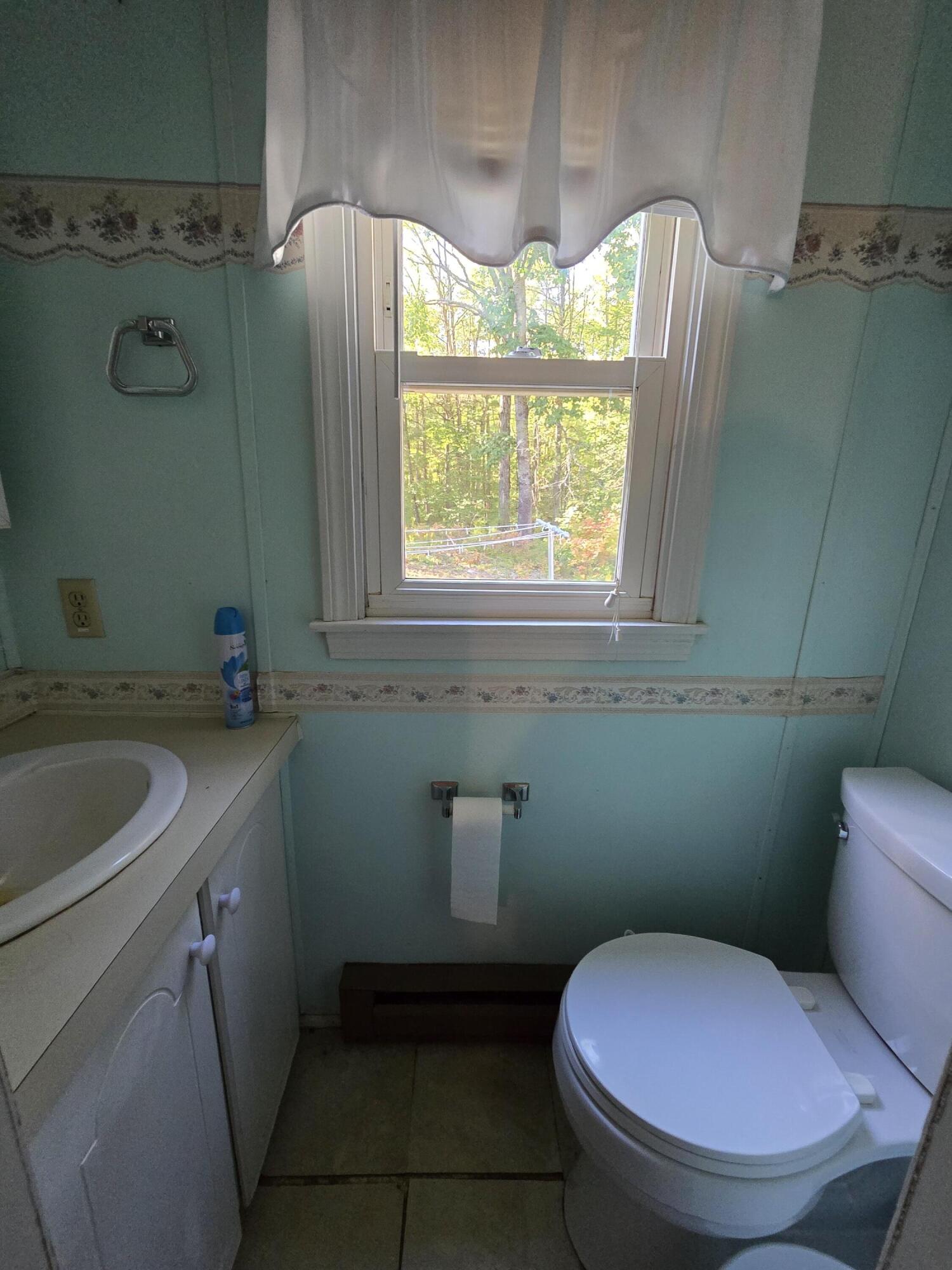42 West Lebanon Road Lebanon, ME 04027 - Photo 10 of 18 Half bath
