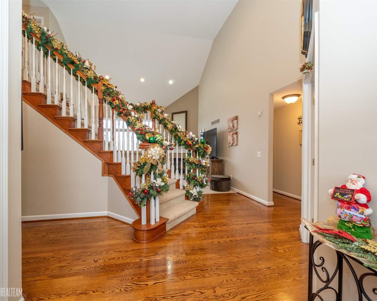 63685 Georgetowne Street Washington, MI 48095 - Photo 3 of 41