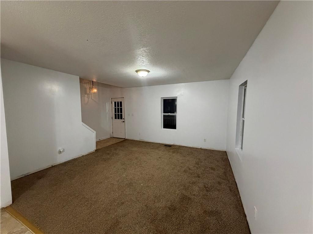 934 Williams Street Excelsior Springs, MO 64024 - Photo 6 of 21