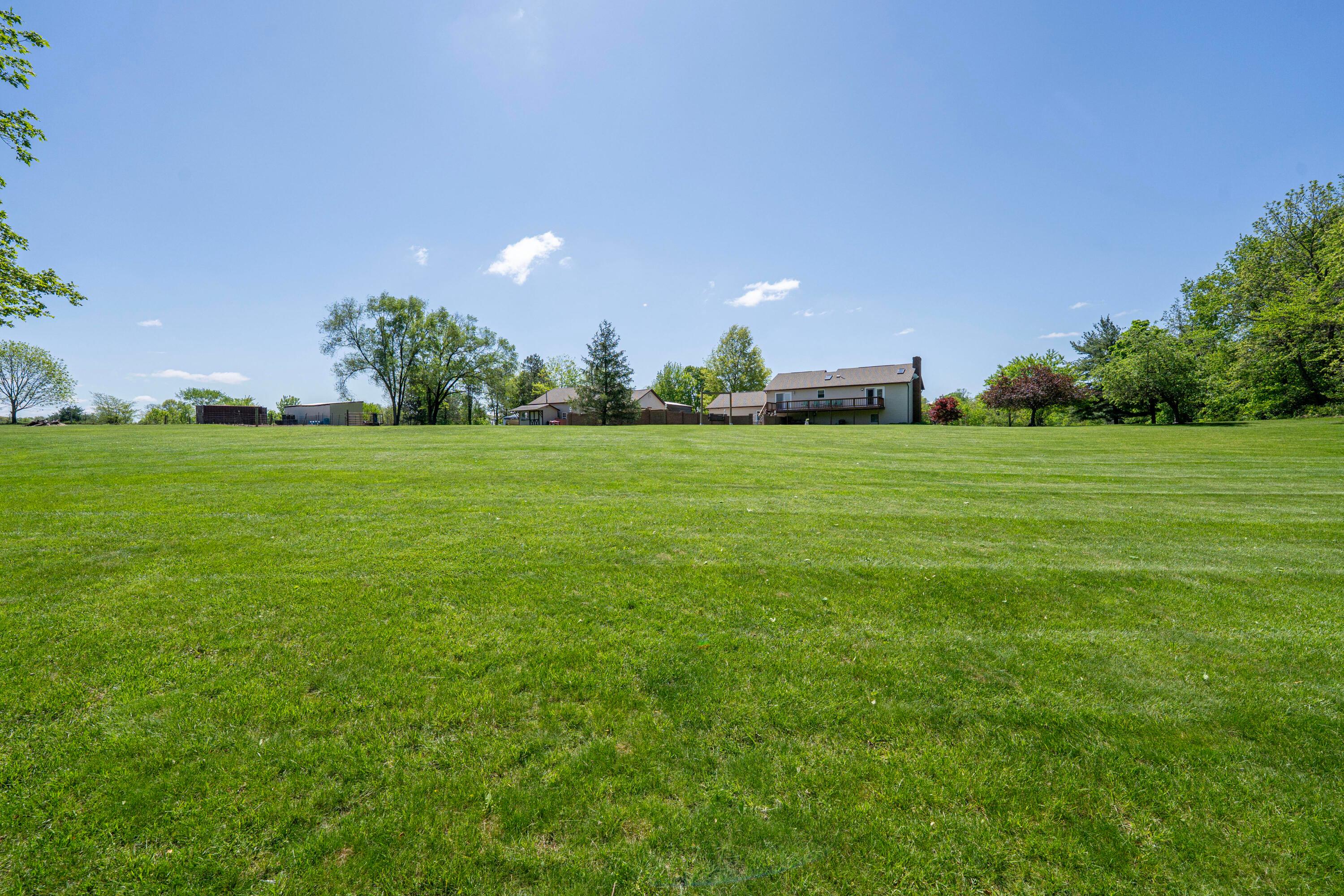 7684 Stout Road Circleville, OH 43113 - Photo 7 of 49 back of house 4