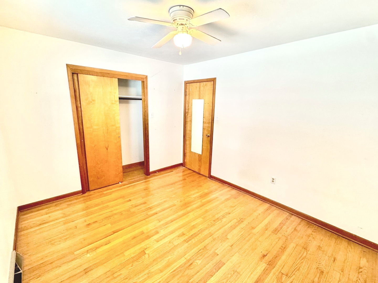 219 William Street New Lenox, IL 60451 - Photo 18 of 29 a view of an empty room with a window