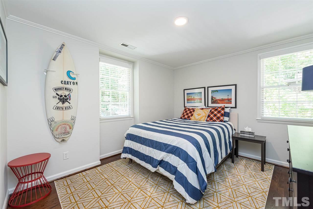 321 Wesley Drive Chapel Hill, NC 27516 - Photo 17 of 29