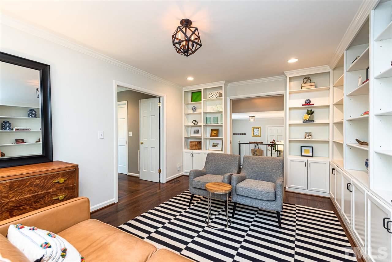 321 Wesley Drive Chapel Hill, NC 27516 - Photo 7 of 29