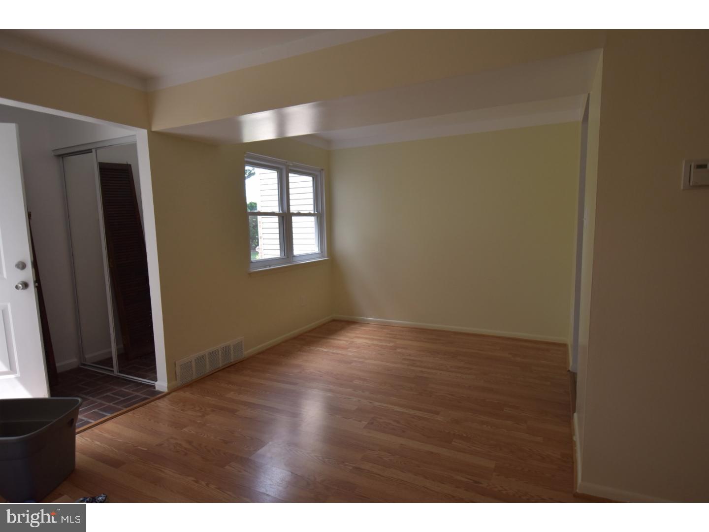 2900 State Hill Road, Unit I2 Wyomissing, PA 19610 - Photo 5 of 17 Dining Room