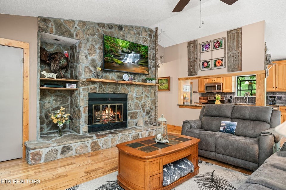 715 White Oak Road Monterey, TN 38574 - Photo 12 of 47 Gallery Image 12